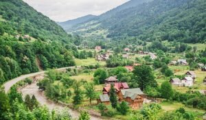 Сільський зелений туризм в Україні та закордоном. Переваги та недоліки