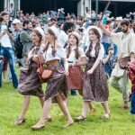 Народні традиції і звичаї Молдови [draft]